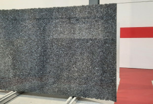 GRANITO AZUL LABRADOR PLUS